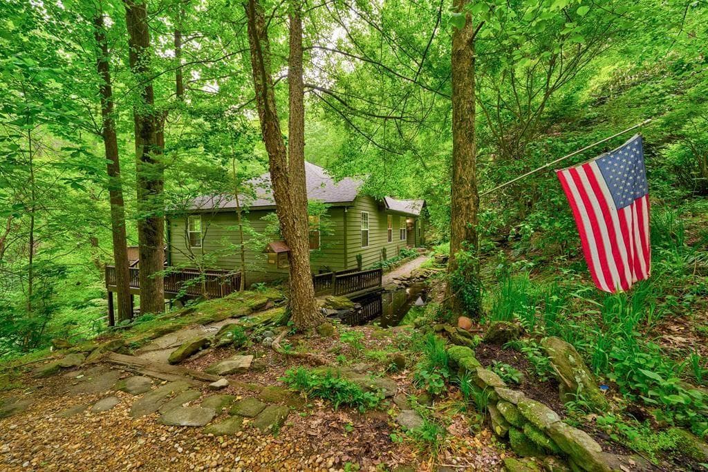 9327 Highway 52, Chatsworth, GA 30705 — most recent listing photo