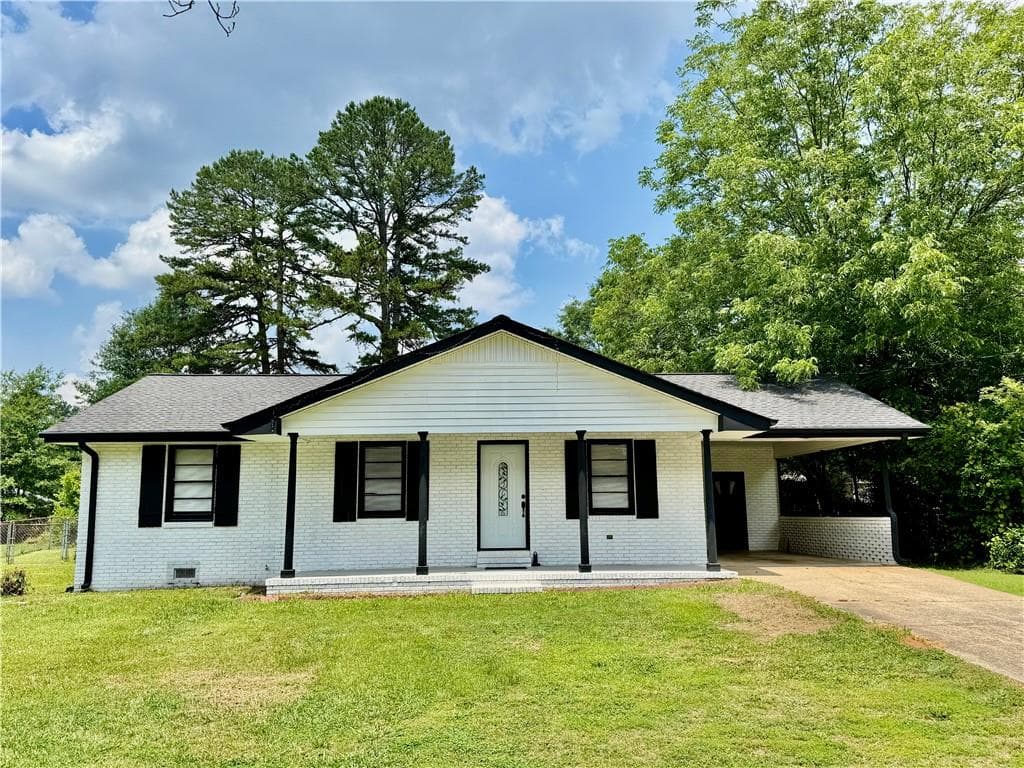 312 E Broad Street, Winder, GA 30680 — most recent listing photo