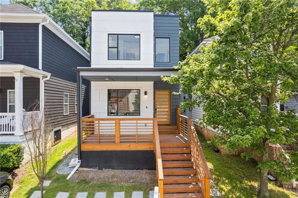 4 bedroom, 3 bathroom, 2,050 sq ft single family residence sold at 906 McDaniel Street, Atlanta, GA 30310