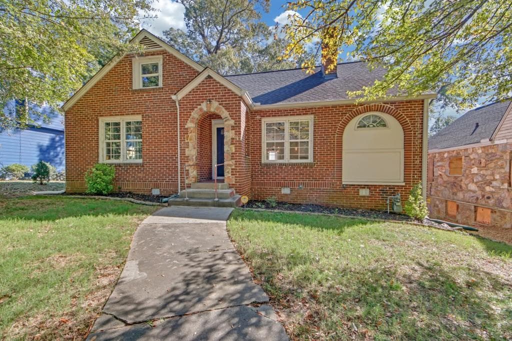3 bedroom, 3 bathroom, 2,293 sq ft single family residence sold at 767 N Elizabeth Place, Atlanta, GA 30318