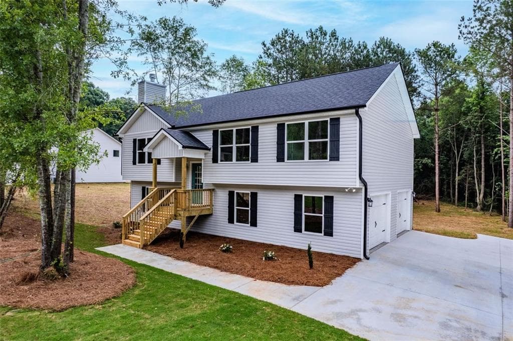 3 bedroom, 3 bathroom single family residence sold at 5185 Waterworks Road, Jefferson, GA 30549