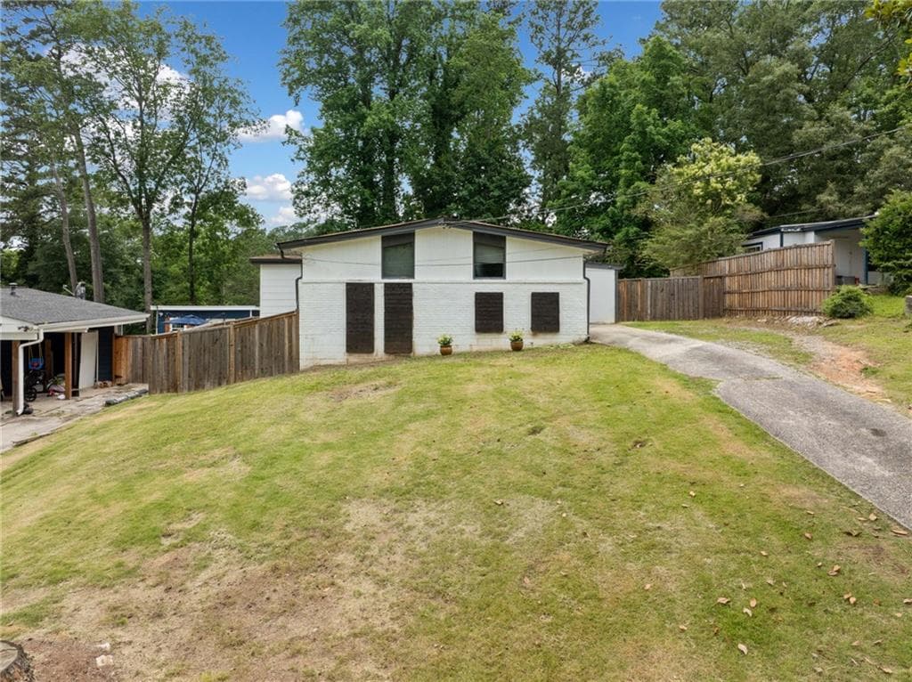 3 bedroom, 1 bathroom, 1,658 sq ft single family residence sold at 2123 Drew Valley Road, Brookhaven, GA 30319
