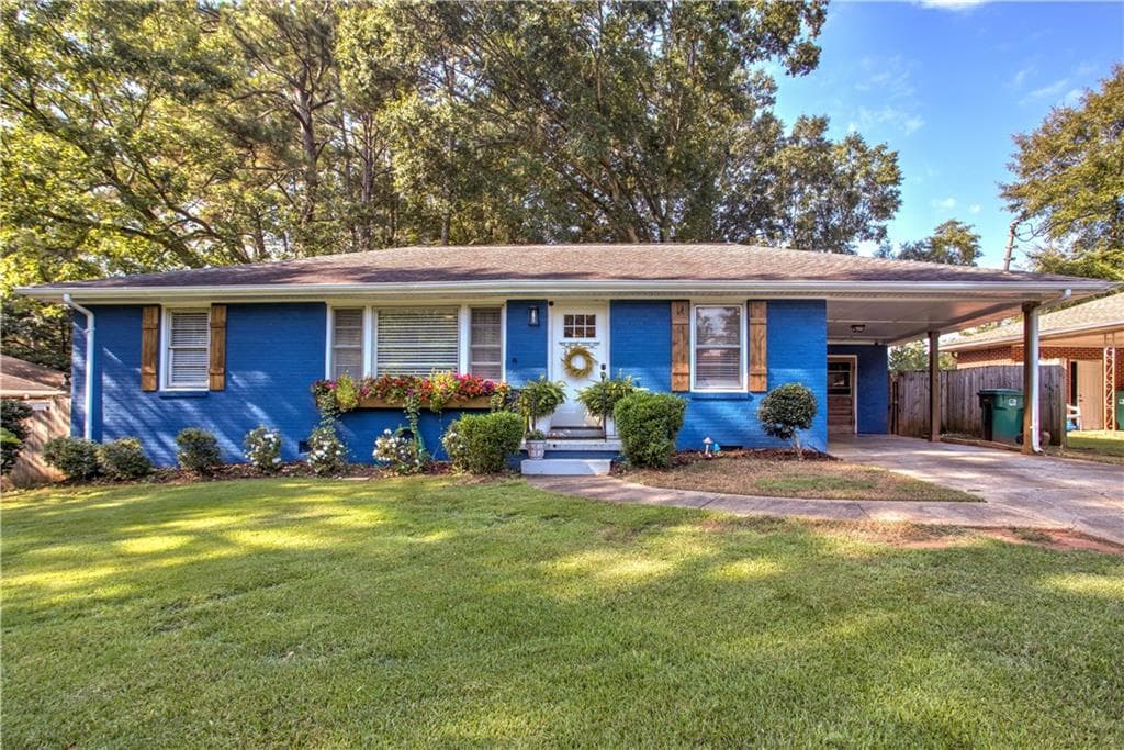 2 bedroom, 2 bathroom, 1,218 sq ft single family residence sold at 854 Parkway Drive, Smyrna, GA 30080