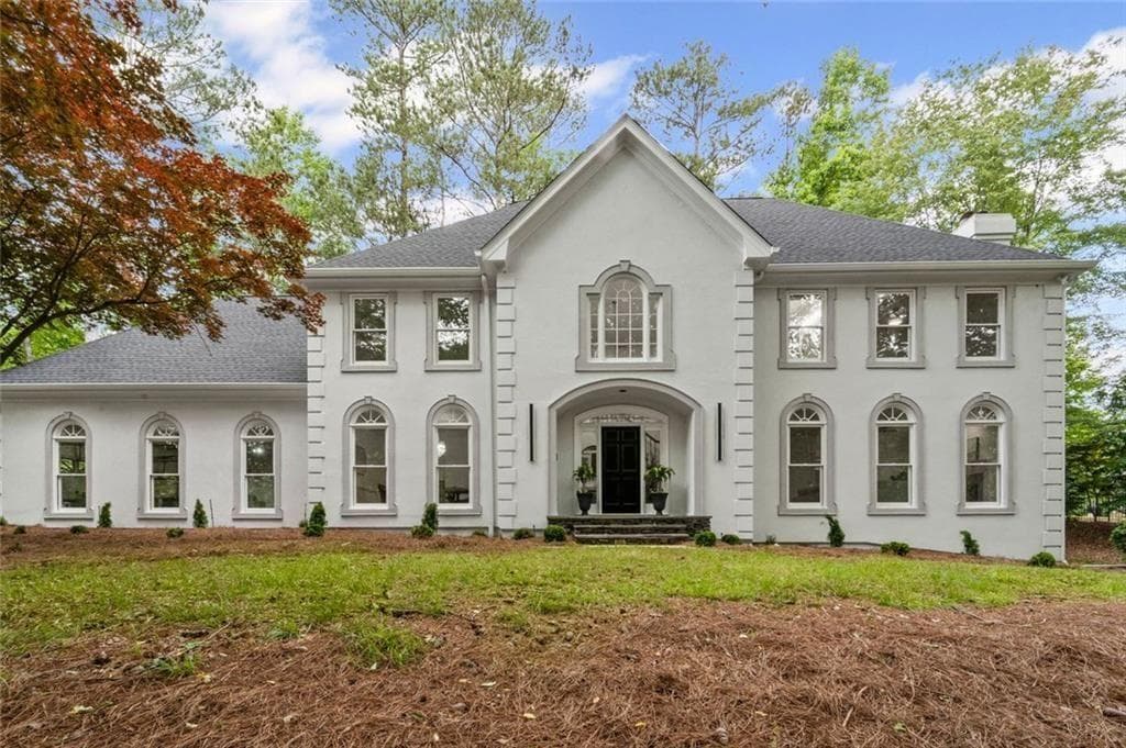 6 bedroom, 6 bathroom single family residence sold at 605 Buttercup Trace, Johns Creek, GA 30022