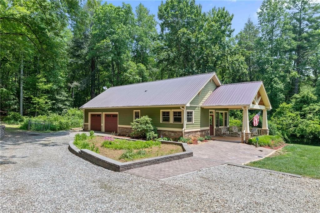 1315 Chimney Mountain Flats Trail, Clarkesville, GA 30523 — most recent listing photo