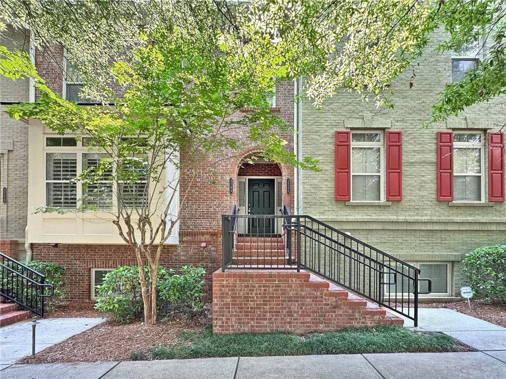 2 bedroom, 3 bathroom, 1,840 sq ft condominium sold at 2766 Wander Lane, Alpharetta, GA 30022