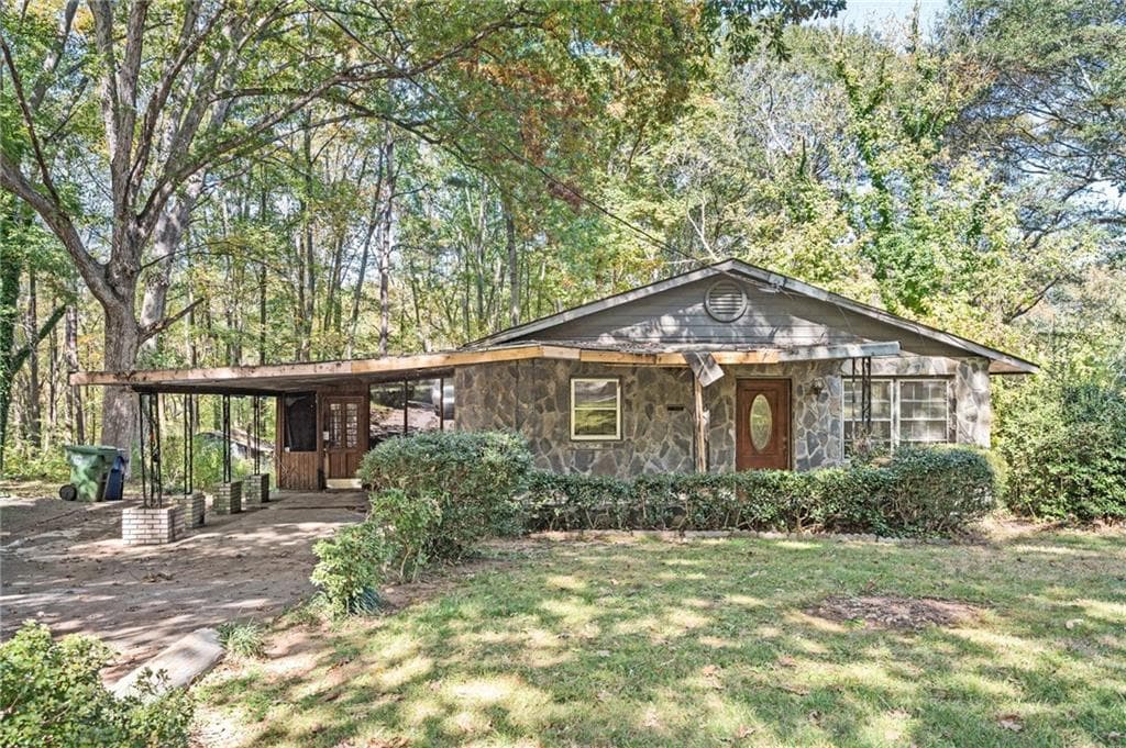 3 bedroom, 3 bathroom, 1,247 sq ft single family residence sold at 270 Bromack Drive, Atlanta, GA 30315