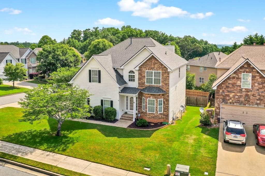 910 Pebble Creek Trail, Suwanee, GA 30024 — most recent listing photo