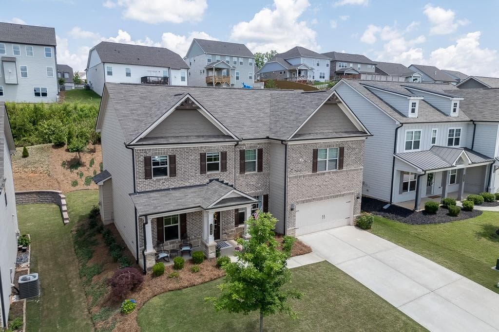 6988 Lancaster Crossing, Flowery Branch, GA 30542 — most recent listing photo