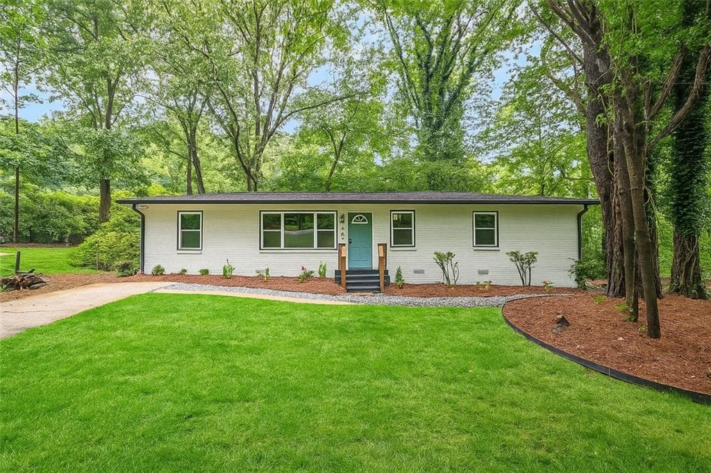 3 bedroom, 2 bathroom, 1,368 sq ft single family residence sold at 3160 Ann Road, Smyrna, GA 30080