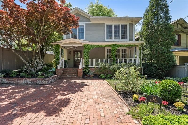 4 bedroom, 3 bathroom, 3,030 sq ft single family residence sold at 22 The Prado, Atlanta, GA 30309