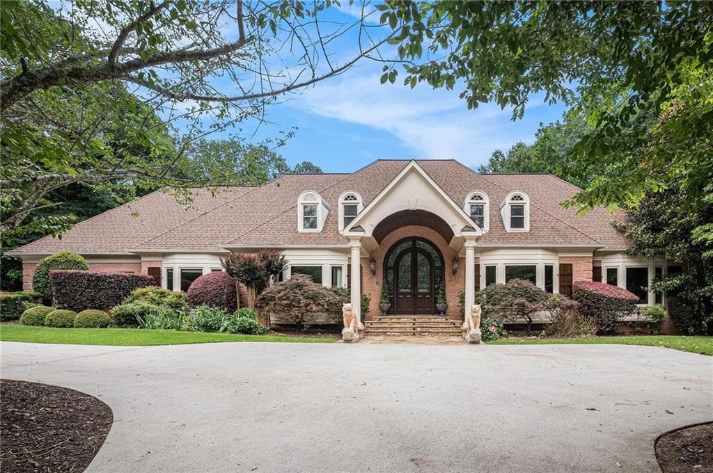 6 bedroom, 6 bathroom, 8,221 sq ft single family residence sold at 7660 Treeridge Court, Atlanta, GA 30350