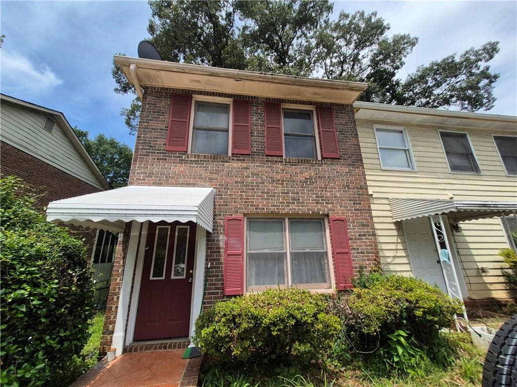 964 Glynn Oaks Drive, Clarkston, GA 30021 — most recent listing photo