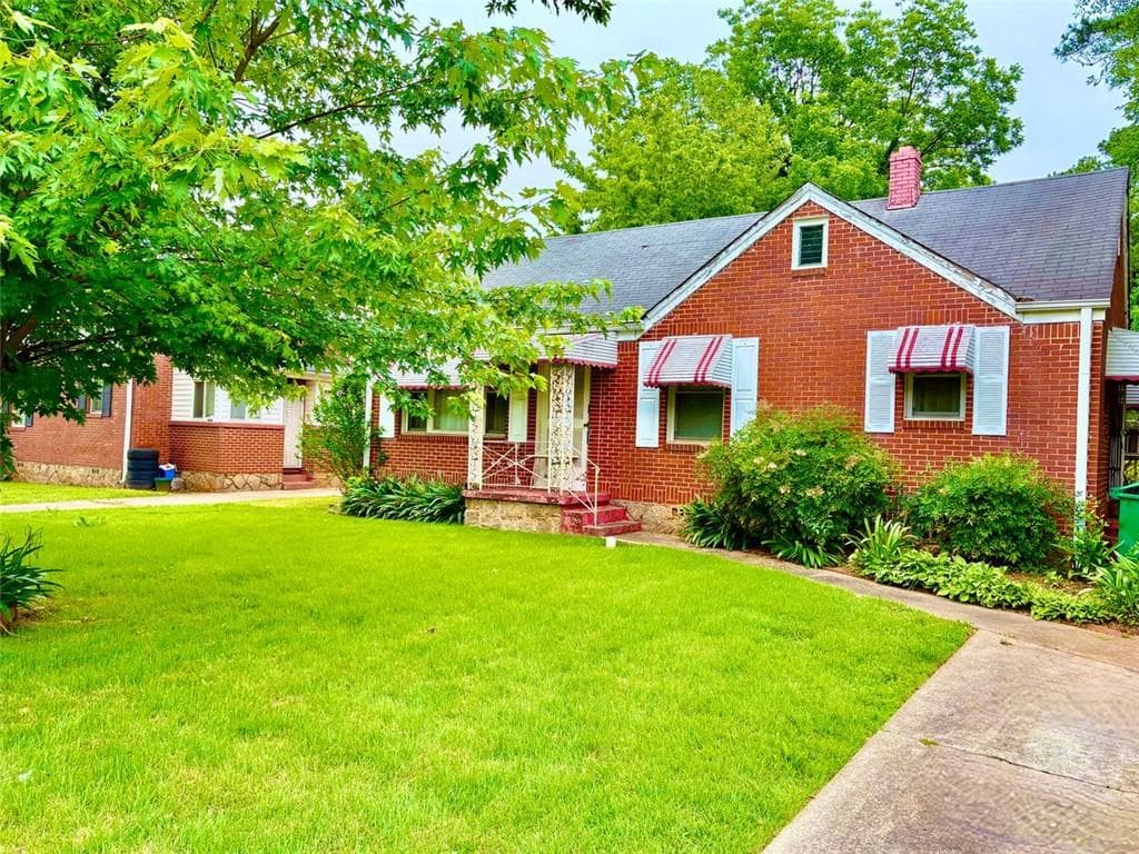 2 bedroom, 1 bathroom, 936 sq ft single family residence sold at 1968 DON JUAN Lane, Decatur, GA 30032