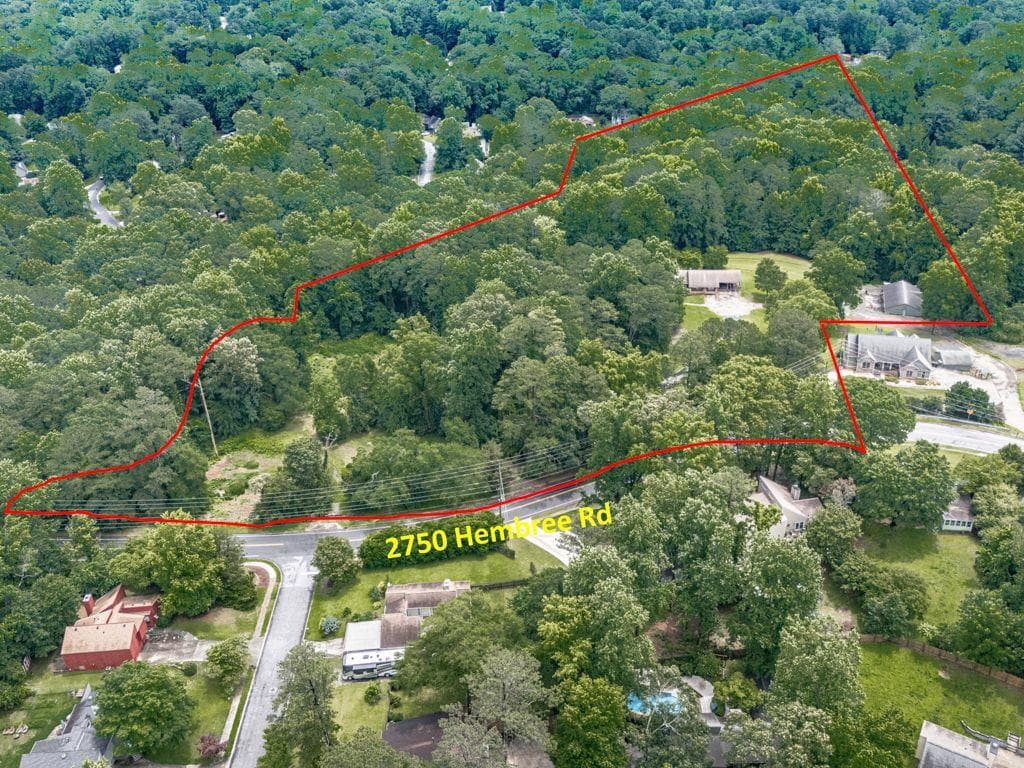8 bedroom, 6 bathroom single family residence sold at 2760 Hembree Road, Marietta, GA 30062