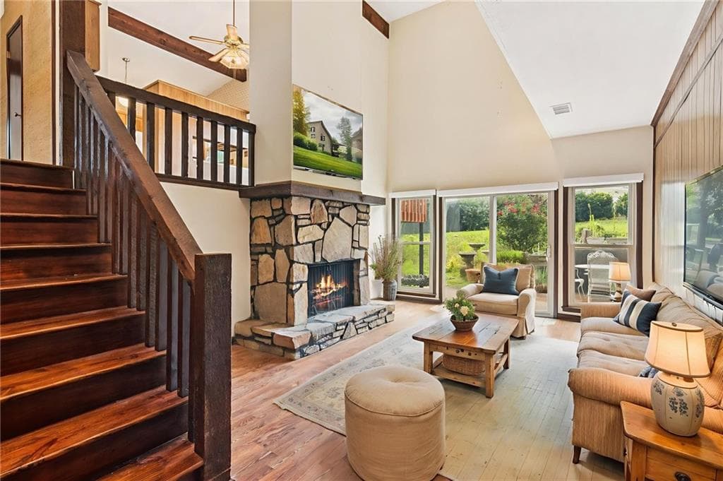 4 bedroom, 3 bathroom, 2,866 sq ft single family residence sold at 3623 Doroco Drive, Atlanta, GA 30340