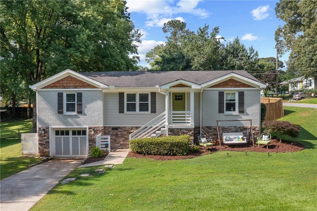 3 bedroom, 2 bathroom, 1,487 sq ft single family residence sold at 984 Ridgecrest Drive, Smyrna, GA 30080