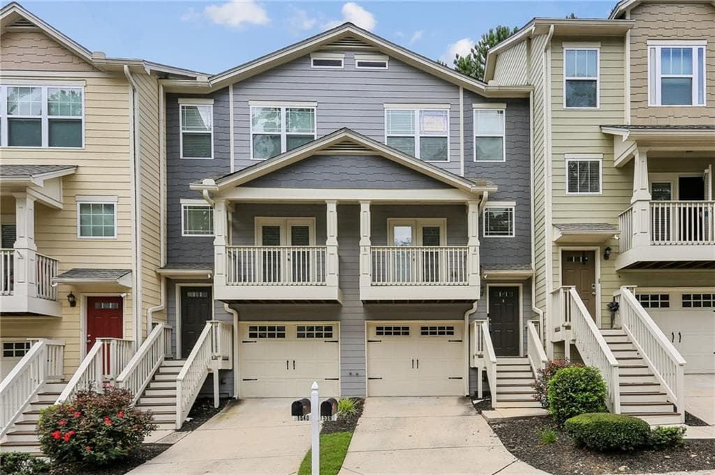 3 bedroom, 4 bathroom, 1,326 sq ft townhouse sold at 1536 Liberty Parkway, Atlanta, GA 30318