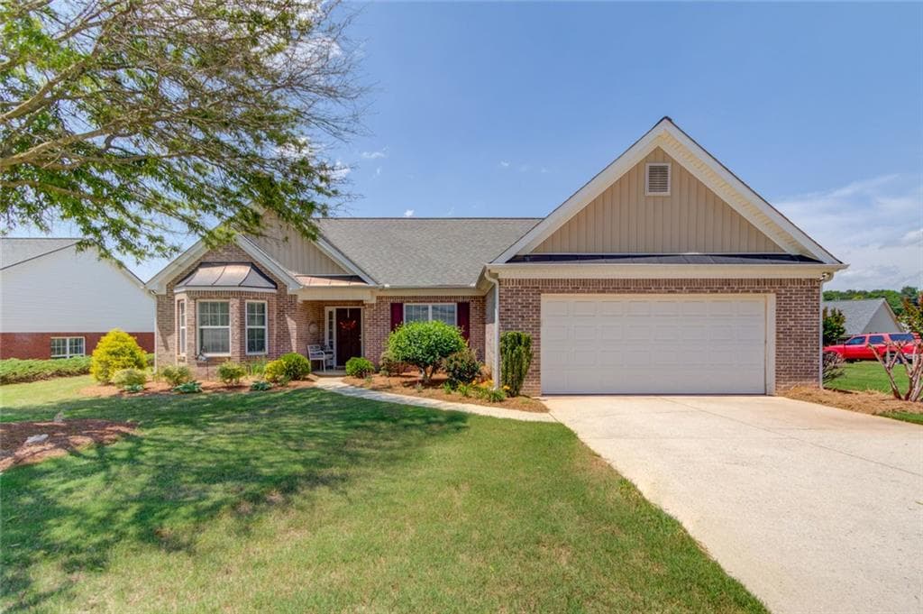 253 Lakeview Bend Circle, Jefferson, GA 30549 — most recent listing photo