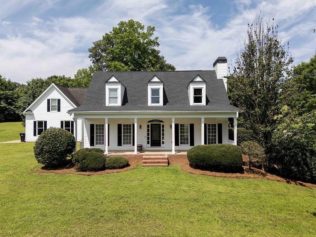 4 bedroom, 3 bathroom, 3,353 sq ft single family residence sold at 255 Henson Way, Canton, GA 30115