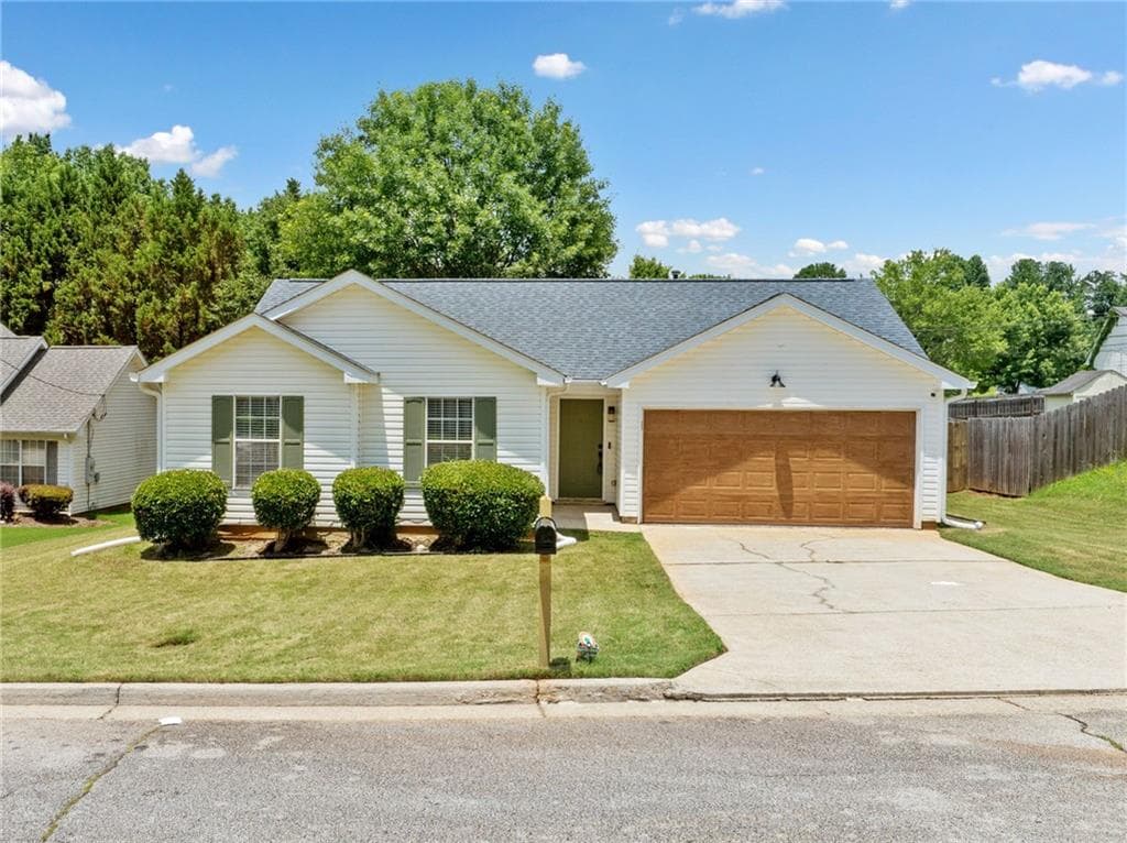 3 bedroom, 2 bathroom, 1,254 sq ft single family residence sold at 3020 River Oak Mews, Decatur, GA 30034