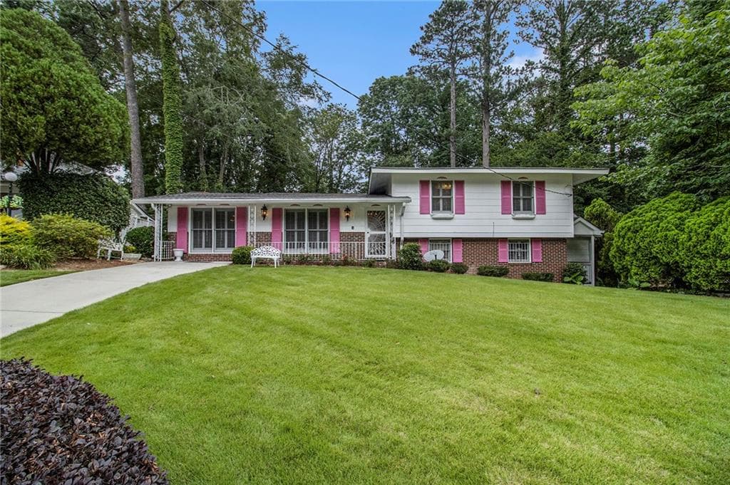 4 bedroom, 3 bathroom, 2,714 sq ft single family residence sold at 2983 Peek Road, Atlanta, GA 30318
