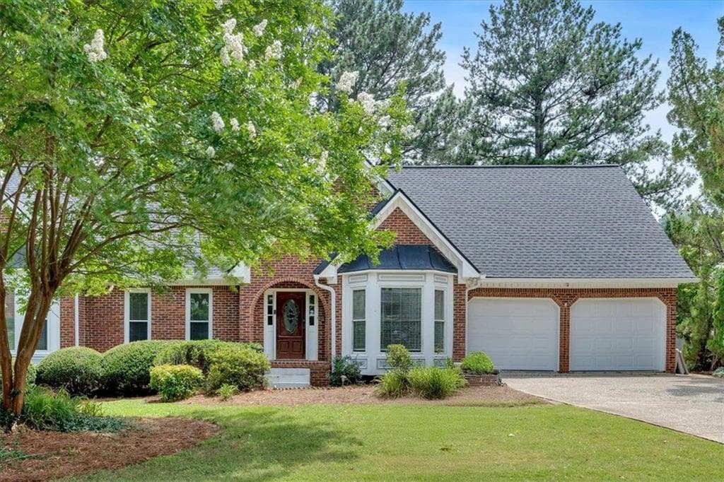 5 bedroom, 4 bathroom, 4,227 sq ft single family residence sold at 4508 CLUB HOUSE Drive, Marietta, GA 30066