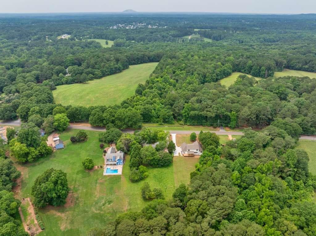3 bedroom, 2 bathroom, 1,800 sq ft single family residence sold at 4444 Cannon Road, Loganville, GA 30052