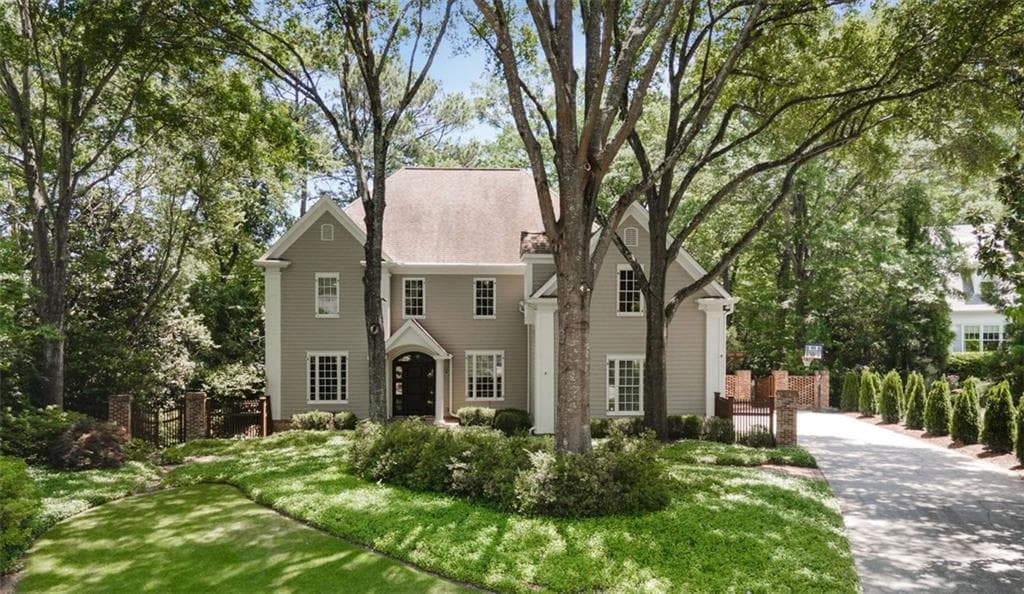 6 bedroom, 7 bathroom, 6,070 sq ft single family residence sold at 2375 HYDE PARK Court, Atlanta, GA 30318
