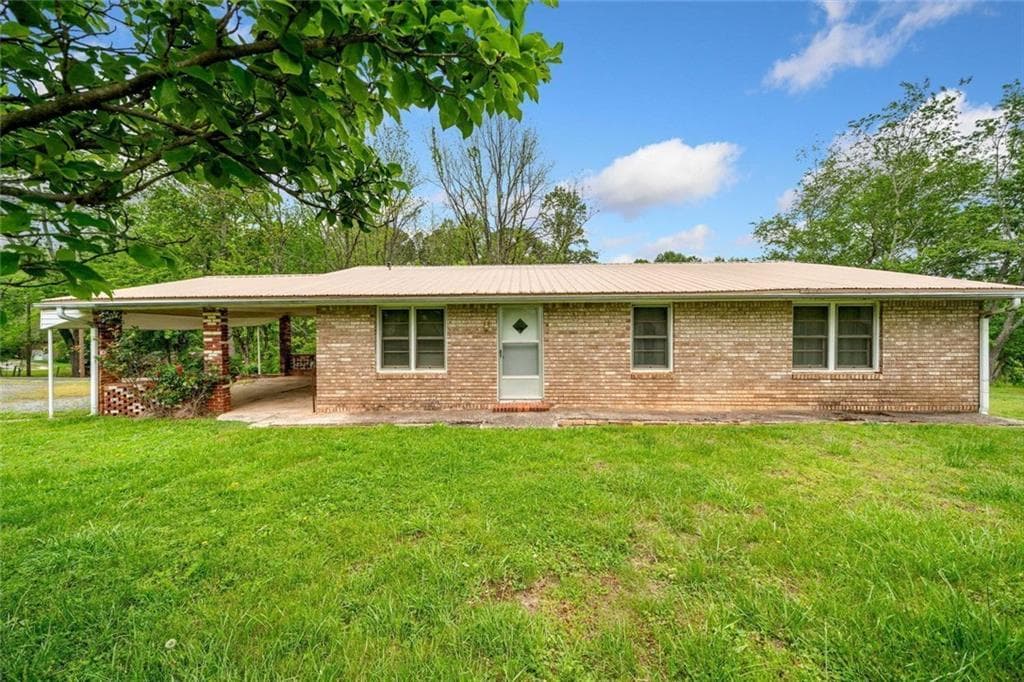 3 bedroom, 2 bathroom, 1,496 sq ft single family residence sold at 3011 Refuge Road, Jasper, GA 30143