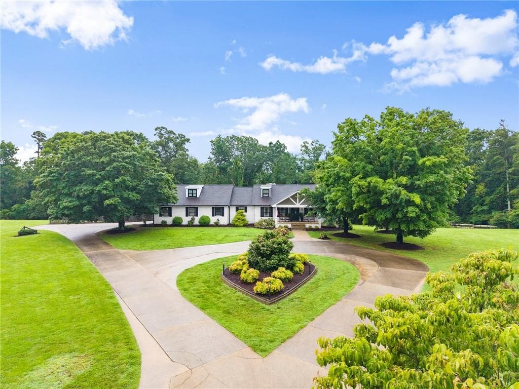 322 Windy Ridge Drive, Demorest, GA 30535 — most recent listing photo