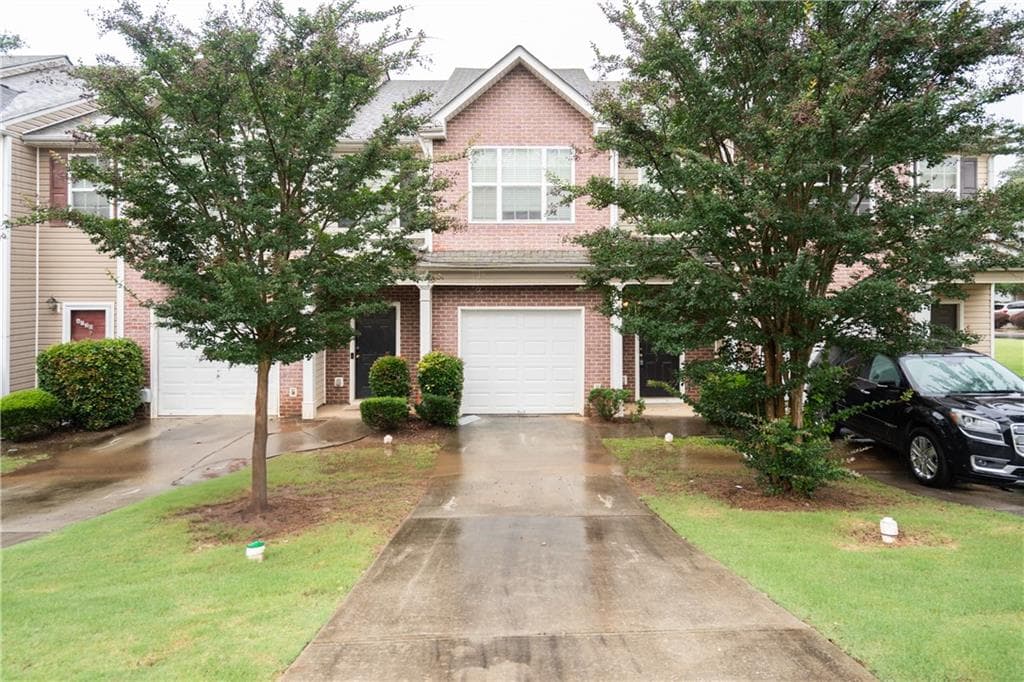 6010 Capitol Knoll, Fairburn, GA 30213 — most recent listing photo