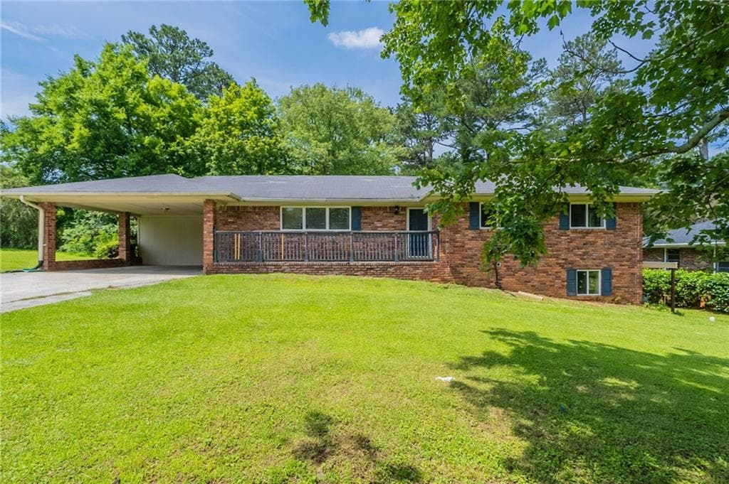 3 bedroom, 2 bathroom, 1,296 sq ft single family residence sold at 29 Parkwood Drive, Kennesaw, GA 30144