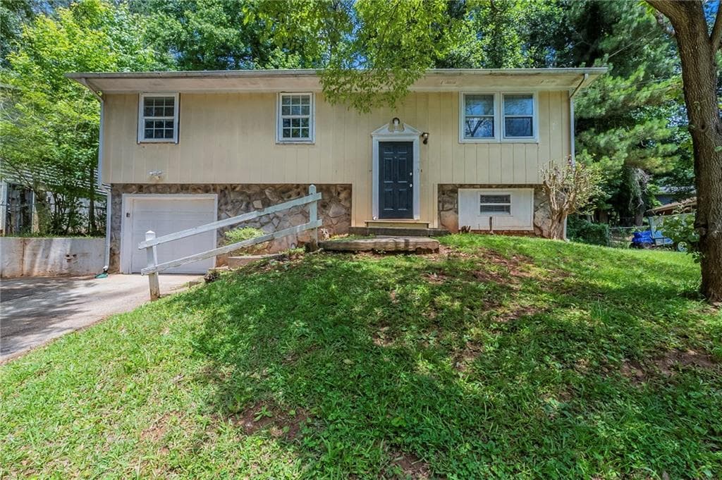 2242 Cherokee Valley Circle, Lithonia, GA 30058 — most recent listing photo