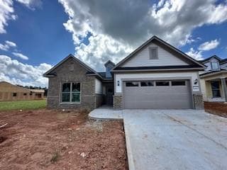 3 bedroom, 2 bathroom, 1,861 sq ft single family residence sold at 5444 Miravista Way, Hoschton, GA 30548