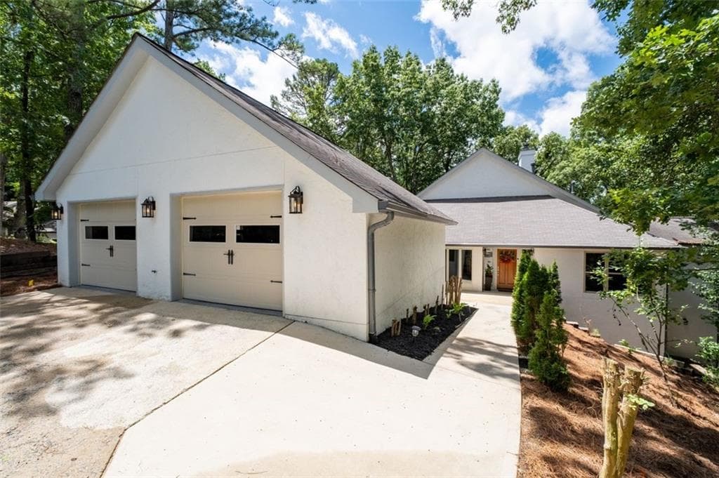 5 bedroom, 4 bathroom, 3,823 sq ft single family residence sold at 145 Mount Shasta Lane, Johns Creek, GA 30022