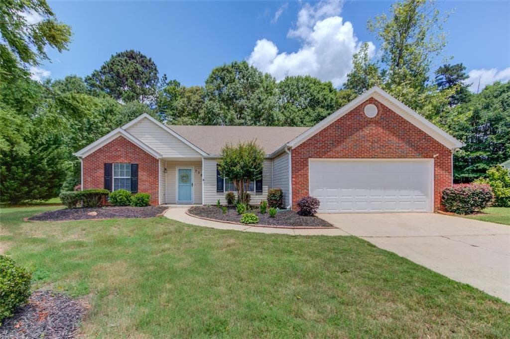 3 bedroom, 2 bathroom, 1,960 sq ft single family residence sold at 738 BASKINS Circle, Winder, GA 30680
