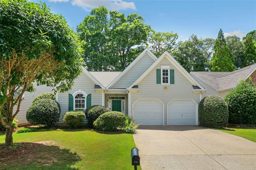 13440 Avensong Crossing, Alpharetta, GA 30004 — most recent listing photo