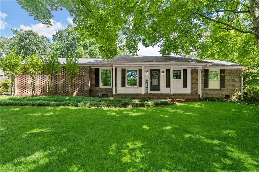 4 bedroom, 3 bathroom, 2,187 sq ft single family residence sold at 2826 Summit Ridge Drive, Marietta, GA 30066