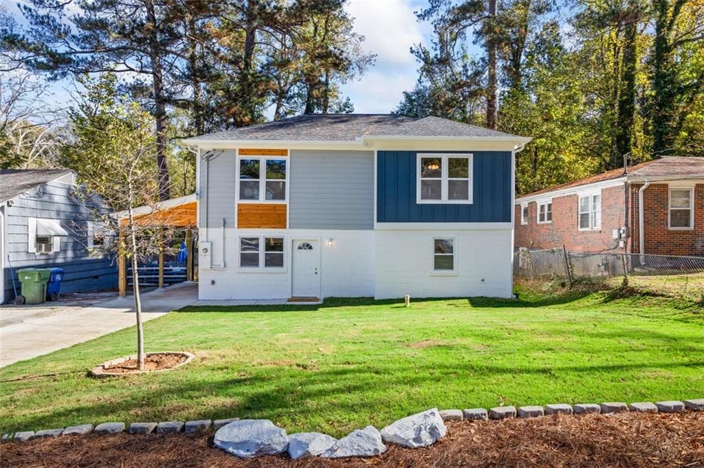 3 bedroom, 3 bathroom, 1,928 sq ft single family residence sold at 1270 GRAYMONT Drive, Atlanta, GA 30310