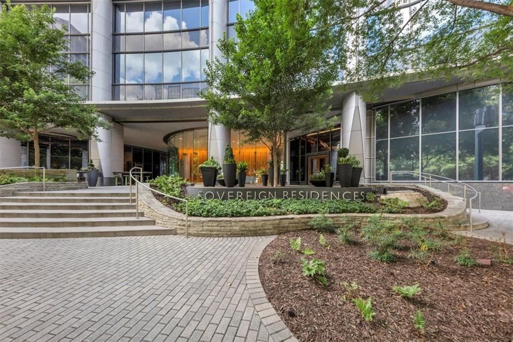 3344 Peachtree Road 3504, Atlanta, GA 30326 — most recent listing photo