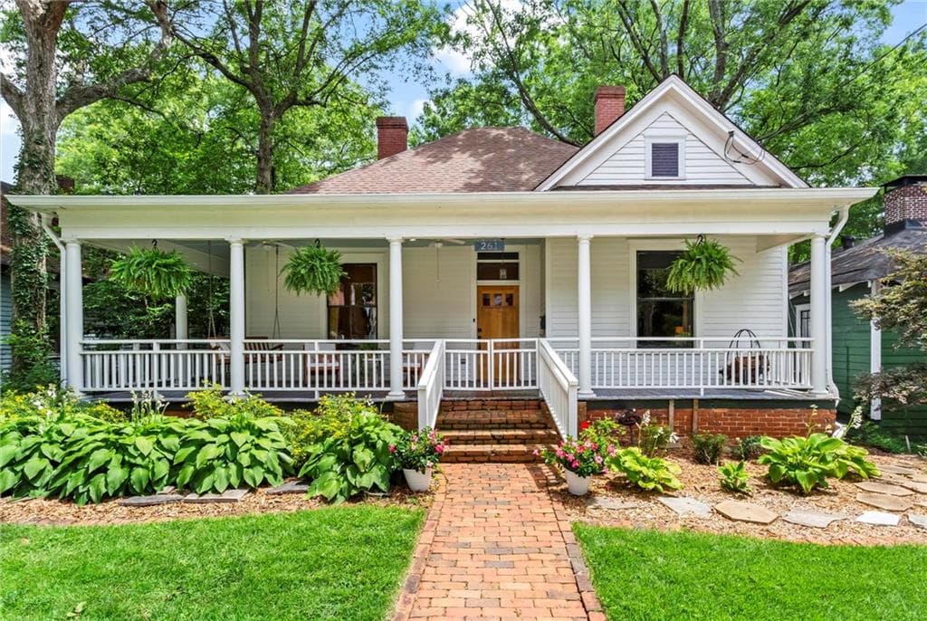 2 bedroom, 2 bathroom, 2,030 sq ft single family residence sold at 261 Ormond Street, Atlanta, GA 30315