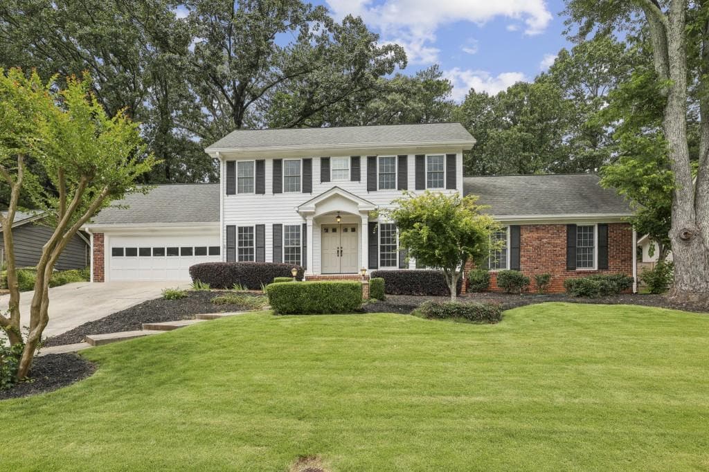4 bedroom, 3 bathroom, 2,980 sq ft single family residence sold at 4624 Stonehenge Drive, Atlanta, GA 30360