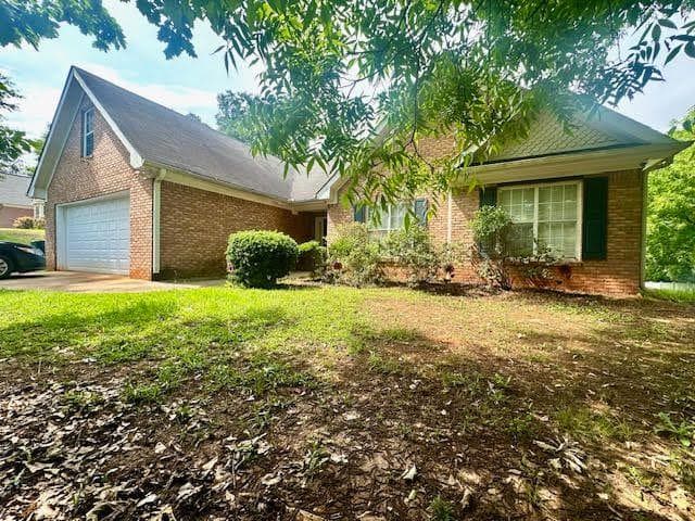 4 bedroom, 2 bathroom, 1,834 sq ft single family residence sold at 1861 CROWELL Road, Conyers, GA 30094