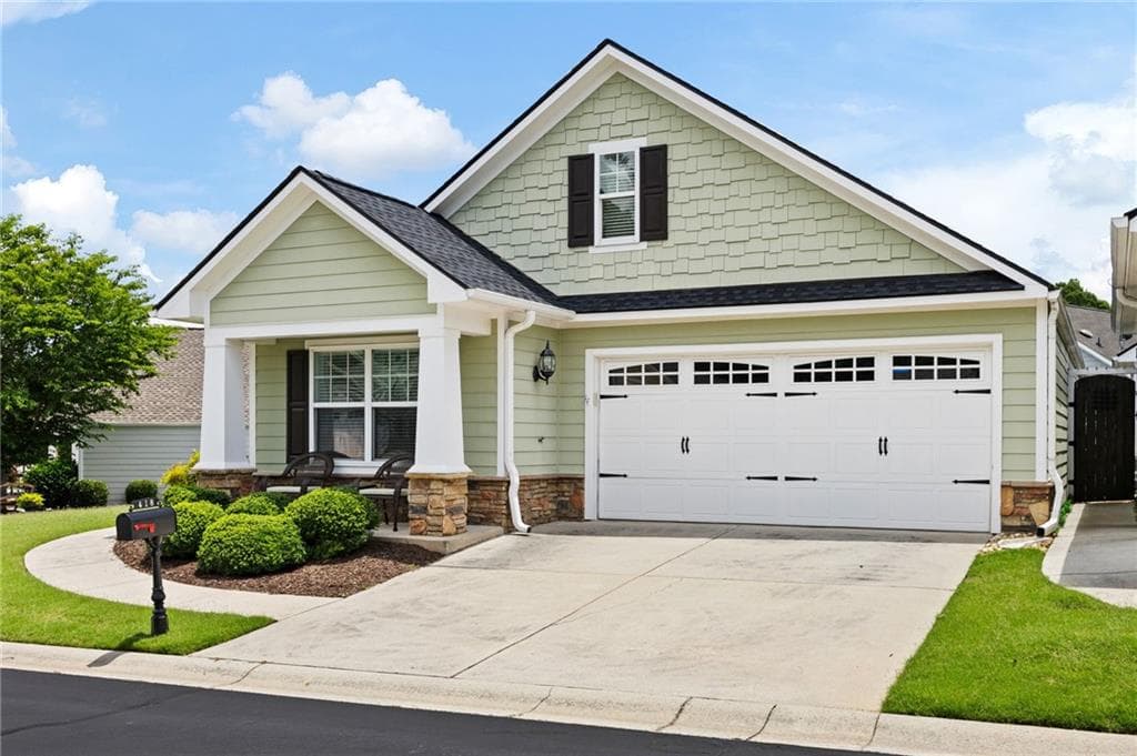 2 bedroom, 2 bathroom, 1,441 sq ft single family residence sold at 418 THAXTON Lane, Woodstock, GA 30188