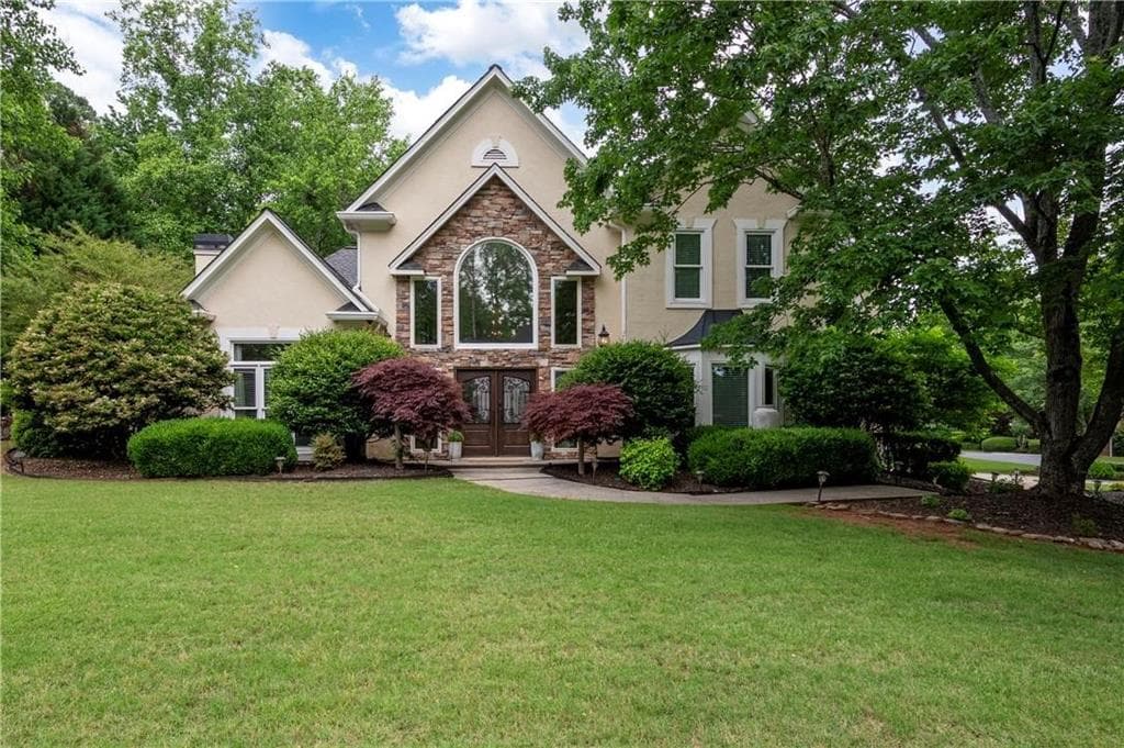 4 bedroom, 3 bathroom, 3,696 sq ft single family residence sold at 1850 Kirkmont Drive, Marietta, GA 30064