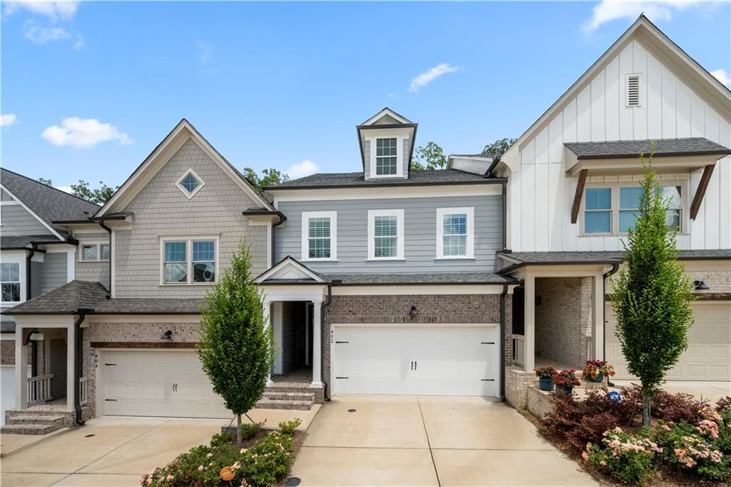 4 bedroom, 4 bathroom, 2,694 sq ft townhouse sold at 402 Retreat Lane, Canton, GA 30114