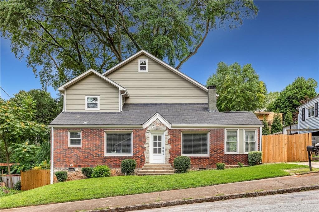4 bedroom, 3 bathroom, 1,738 sq ft single family residence sold at 462 Kendrick Avenue, Atlanta, GA 30315