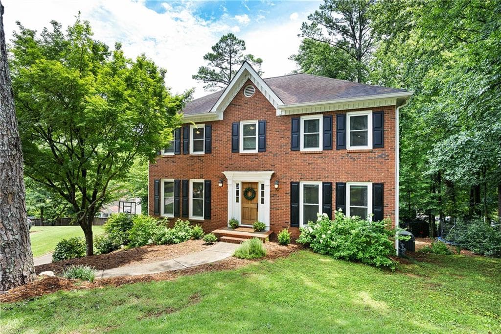 4 bedroom, 3 bathroom, 2,606 sq ft single family residence sold at 4522 Reva Court, Marietta, GA 30066