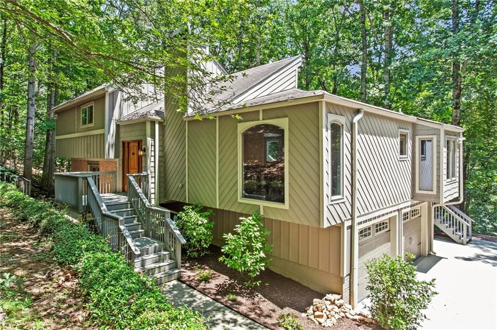 970 Pine Grove Pointe Drive, Roswell, GA 30075 — most recent listing photo